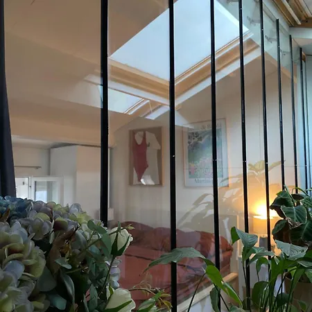Spacious Duplex 70m2 Fully Equiped In Oberkampf
